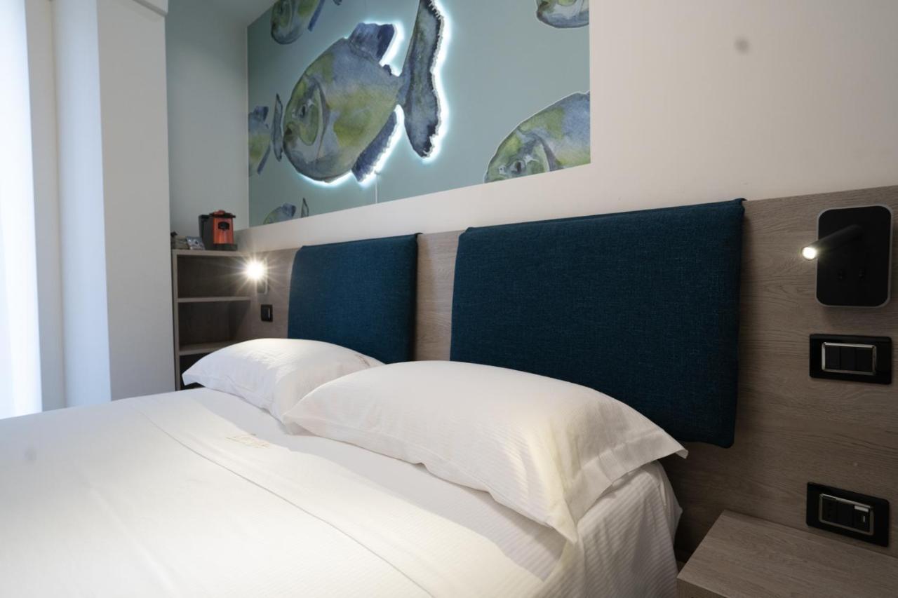 Carizza Rooms Pozzallo Exterior photo